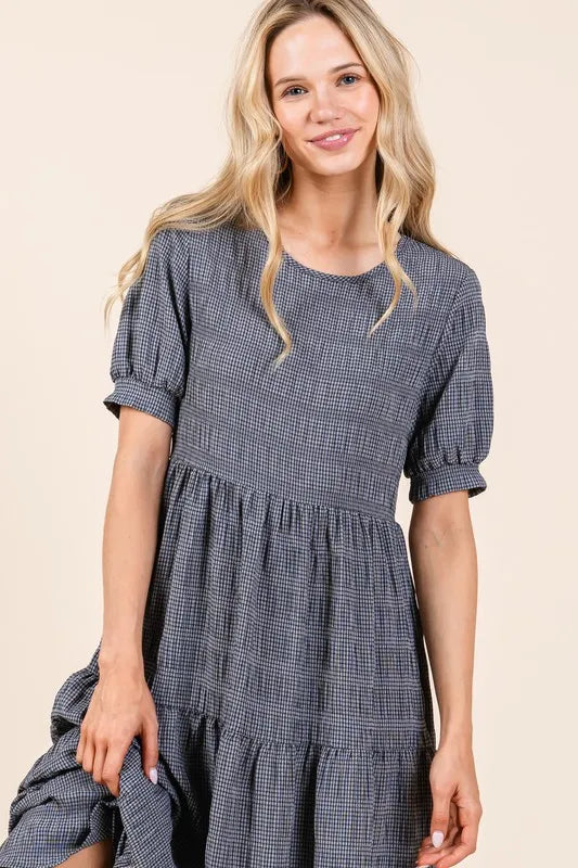 Textured Short Sleeve Tiered Dress in Charcoal - product view 5