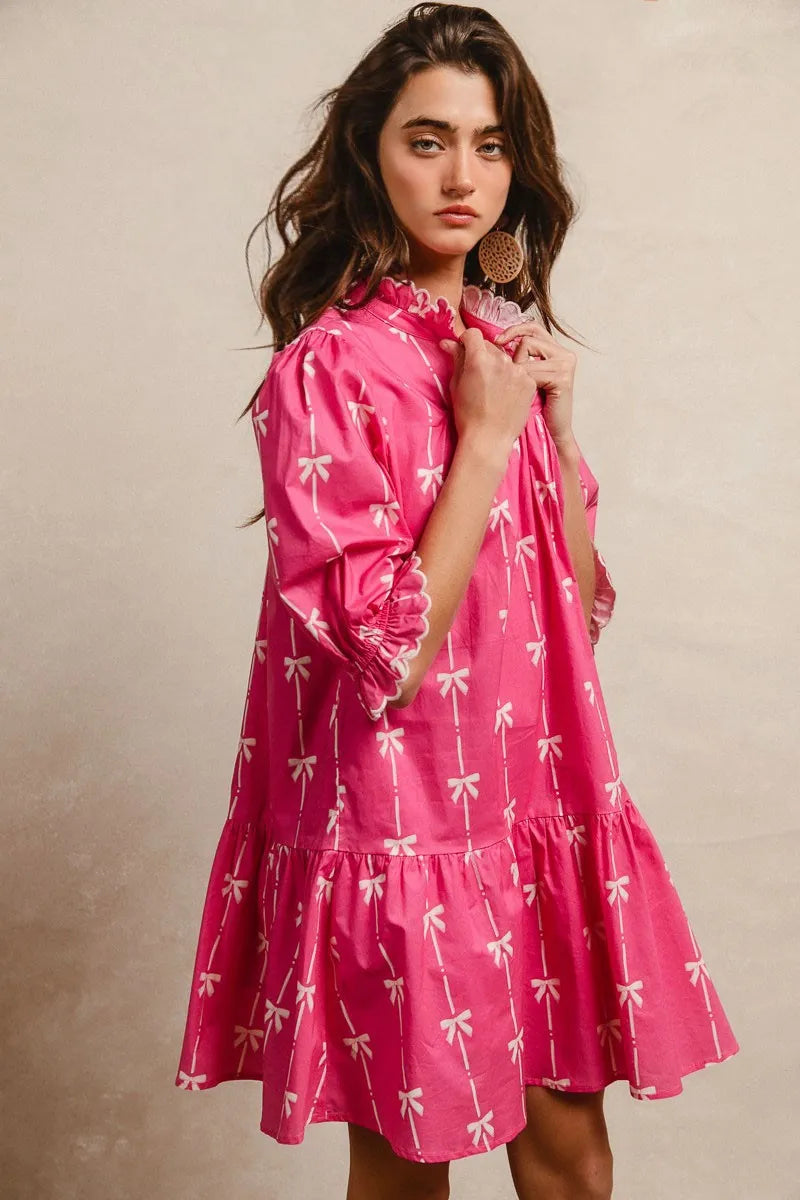 Ribbon Patterns With Scallops Edge Details Short Sleeve Dress in Fuchsia - product view 3