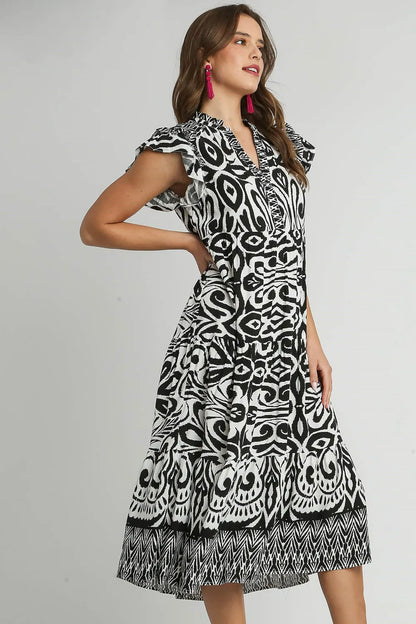 Full Size Two Tone Border Print Ruffle Cap Sleeve Midi Dress Plus Size - Black - product view 2