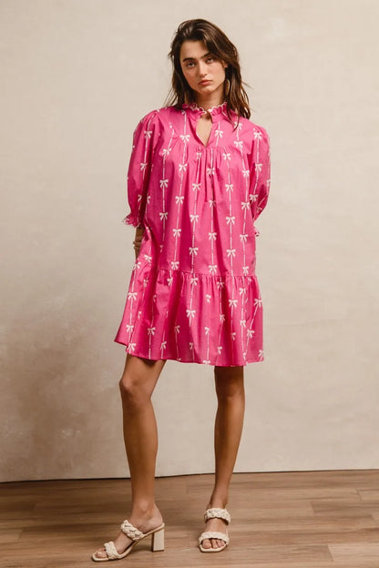 Ribbon Patterns With Scallops Edge Details Short Sleeve Dress in Fuchsia - product view 7