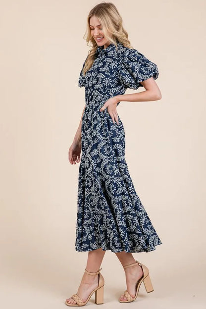 Natural Leaf Pattern Eyelet Lace Puff Sleeve Dress in Navy - product view 4