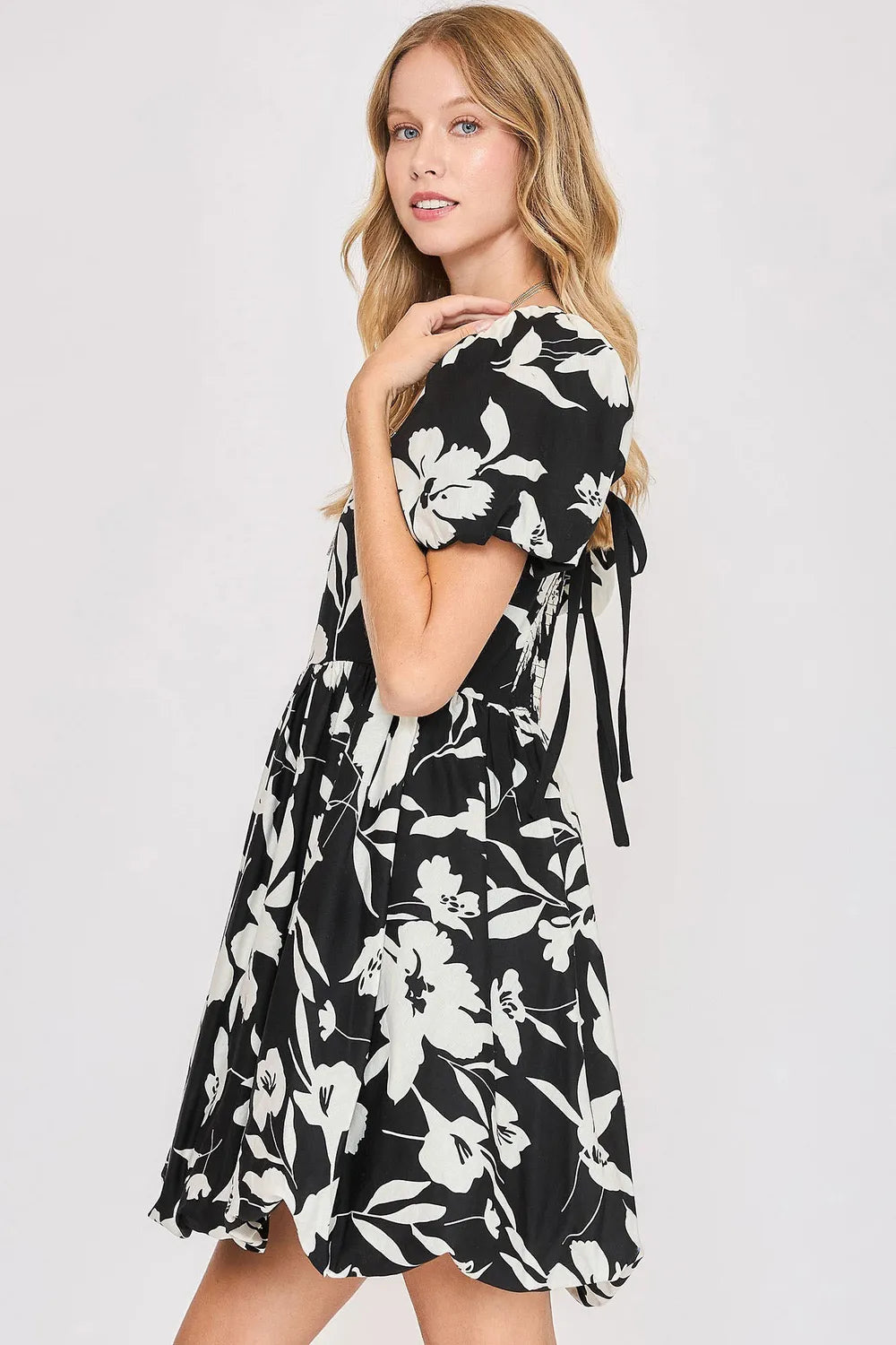 Full Size Two Tone Floral Print Babydoll Dress Plus Size in Black/White - product view 3