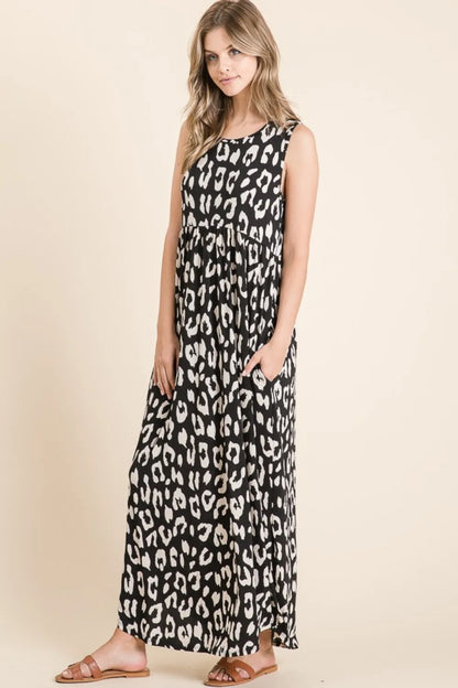 Leopard Maxi Dress with Pockets in Black - product view 3