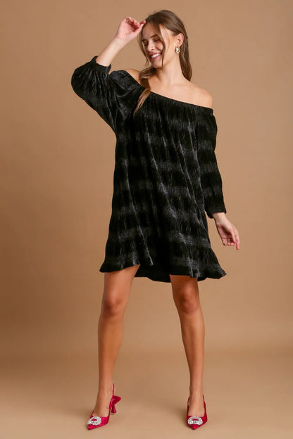 Off-Shoulder Balloon Sleeve Velvet Mini Dress - Black - product view 4