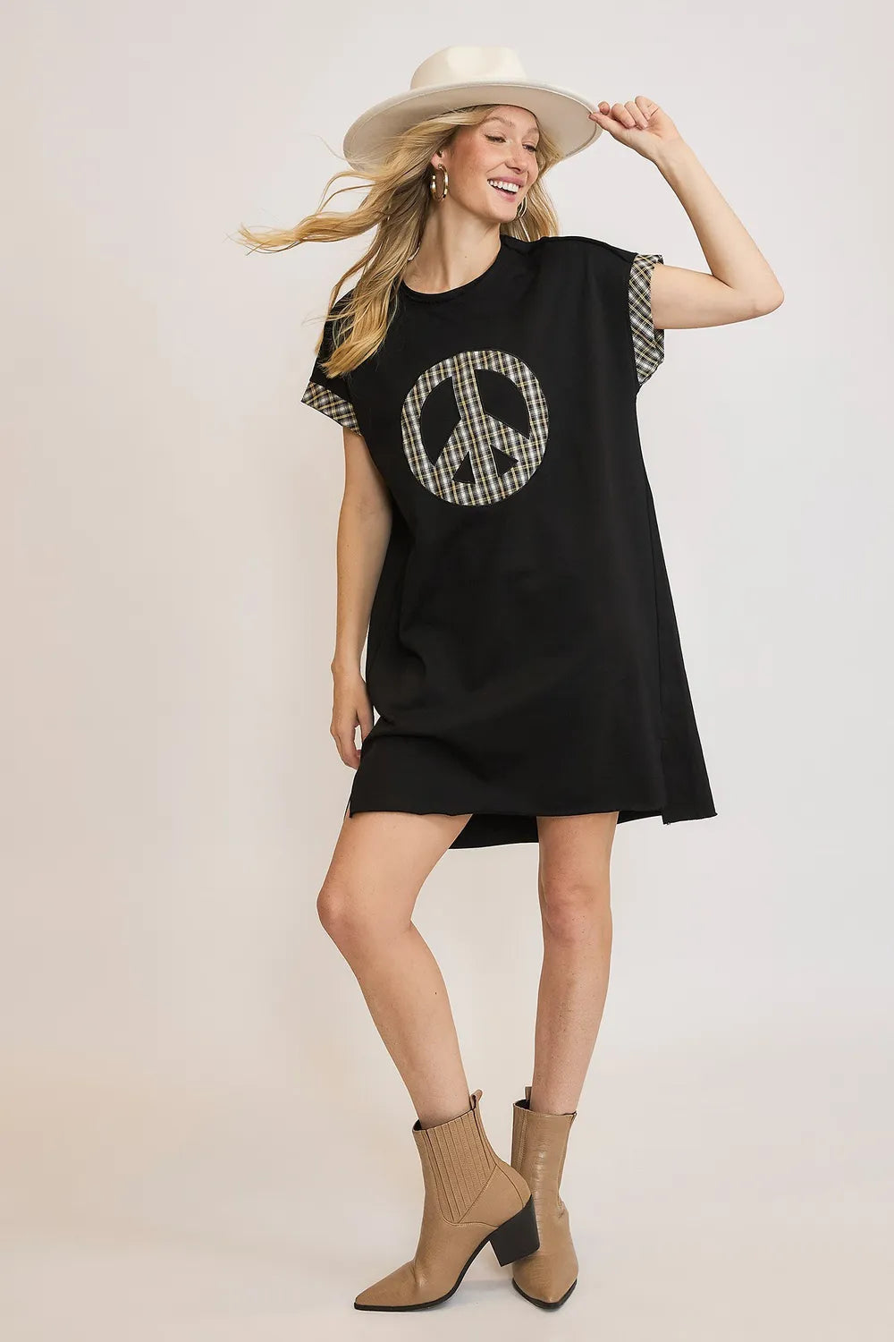 Peace Plaid Applique Short Sleeve Mini Dress - Black - product view 1