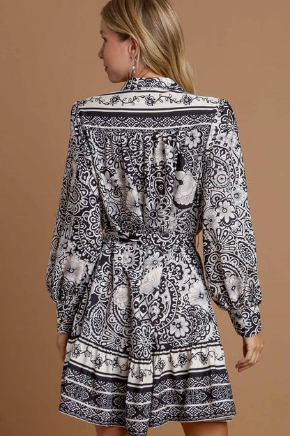 Full Size Two Tone Floral Border Print Tie Waist Mini Dress Plus Size in Black - product view 4