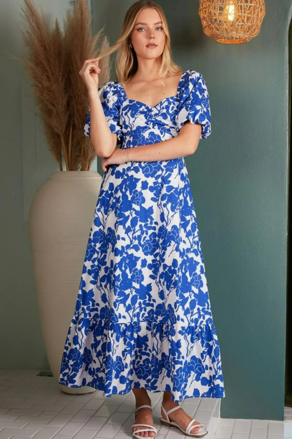 Cutout Back Floral Sweetheart Neck Puff Sleeve Dress in Royal - product view 9