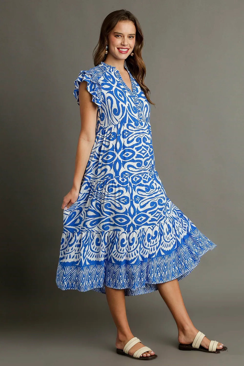 Full Size Two Tone Border Print Ruffle Cap Sleeve Midi Dress Plus Size - Blue - product view 3
