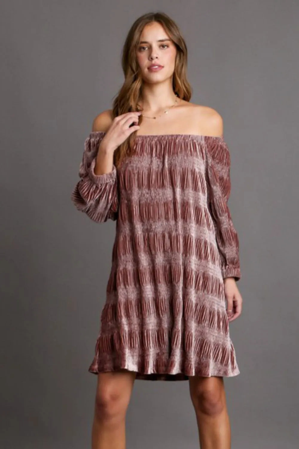 Off-Shoulder Balloon Sleeve Velvet Mini Dress - Dusty Pink - product view 4